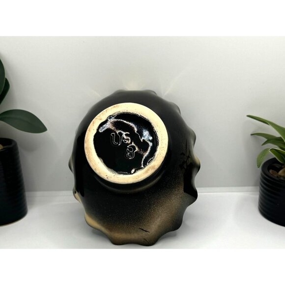 Black Blue Ruffled Edge Glazed Pottery Bowl - Picture 6 of 9